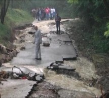 Ekipe JP „Gradac“ saniraju putne pravce u Pridvorici i Jezdini