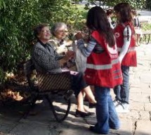 Чачански ђаци учествују у обележавању Међународног дана старих