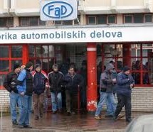 РАДНИЦИ „ФАД“-А ЗА НАСТАВАК ПРОИЗВОДЊЕ