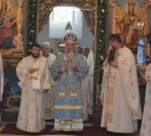 СУТРА У ЧАЧАНСКОЈ ЦРКВИ ЛИТУРГИЈУ СЛУЖИ ЕПИСКОП ШУМАДИЈСКИ ЈОВАН