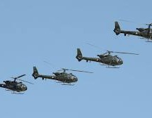 СТИГЛИ ХЕЛИКОПТЕРИ ЗА ЕВАКУАЦИЈУ ГРАЂАНА