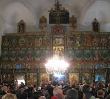 МОЛИТВА ЗА ПРЕСТАНАК ПАДАВИНА И ЧИТАЊЕ АКАТИСТА У ЧАЧАНСКОЈ ЦРКВИ