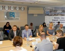 ПРЕДСТАВЉЕН НАЦРТ ЗАКОНА О ЈАКИМ АЛКОХОЛНИМ ПИЋИМА