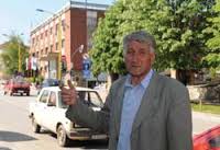 НАГРАДА ЗА ЖИВОТНО ДЕЛО  МИЛАНОВАЧКОМ НОВИНАРУ ЖИВКУ ПЕРИШИЋУ