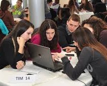 ТАКМИЧЕЊЕ СРЕДЊОШКОЛАЦА У ПРЕДУЗЕТНИЧКИМ ВЕШТИНАМА