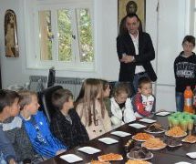 ИВАЊИЧКИ УЧЕНИЦИ И НАСТАВНИЦИ КОД ПРЕДСЕДНИКА ОПШТИНЕ