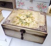 ЈЕСЕЊИ САЈАМ НАРОДНИХ РУКОТВОРИНА НА ГРАДСКОМ ТРГУ ДО 15. НОВЕМБРА