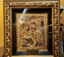 ЧЕСТИТКА И ДАР МИЛАНКЕ И БОГОЉУБА СА ПОРОДИЦОМ КАРИЋ ПОВОДОМ ДВА ВЕКА МАТИЦЕ СРПСКЕ